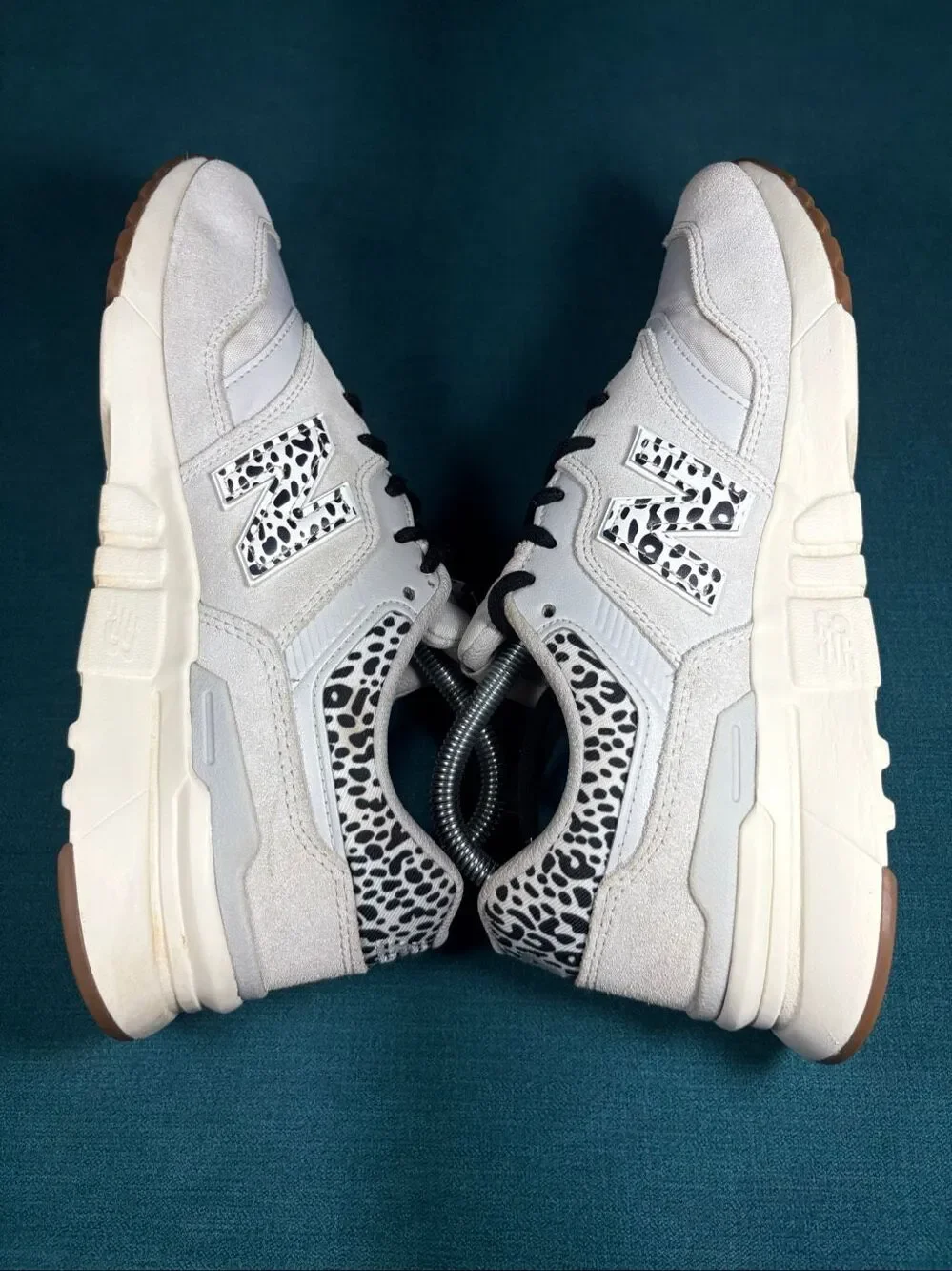 New Balance 997H Leopard Print Womens Size 9.5 White Grey Shoes CW997HWD